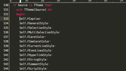 New マルチ カーソル: 複数箇所を同時に編集でき、一括変更や整列などが簡単に行えます。